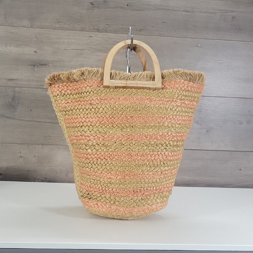 Antik Kraft for Anthropologie Woven Straw Beach Tote Bag in Natural and Peach